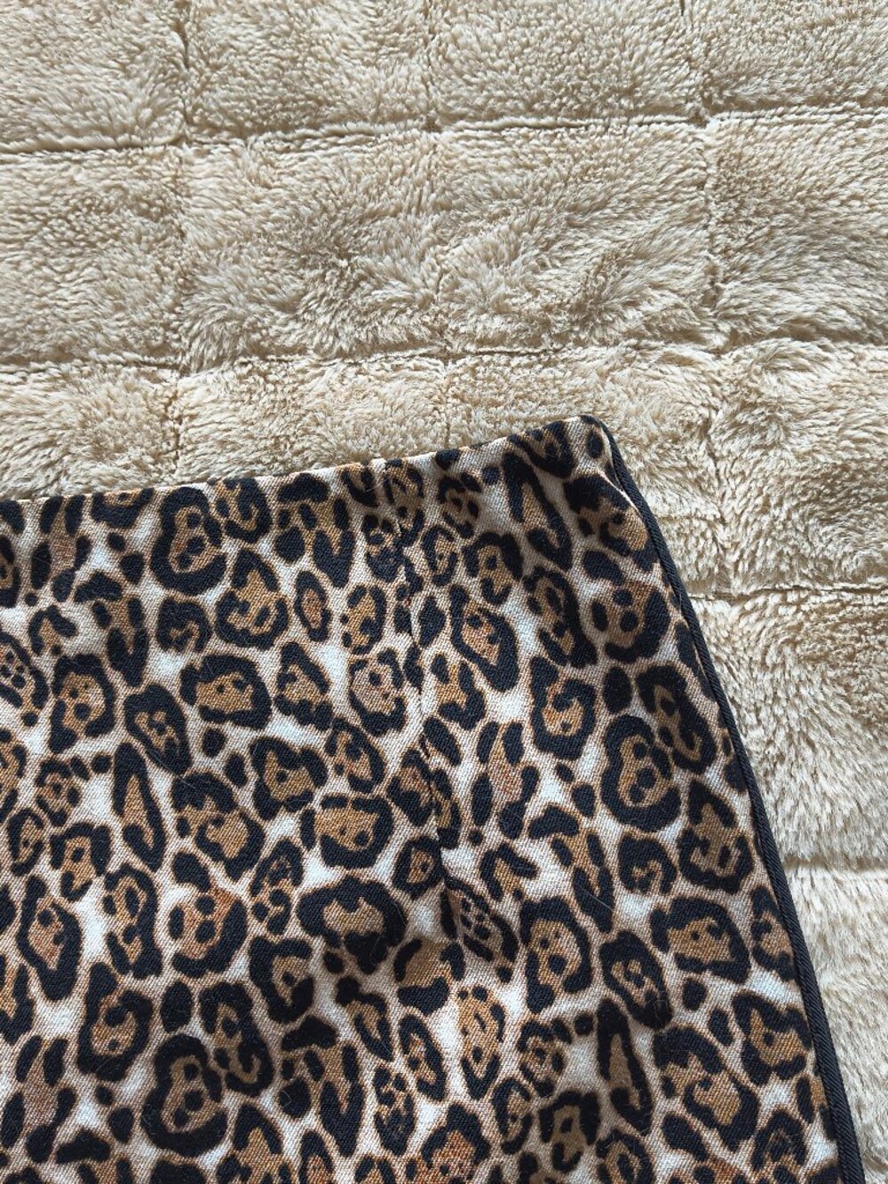 White House Black Market Cheetah Print Mini Skirt